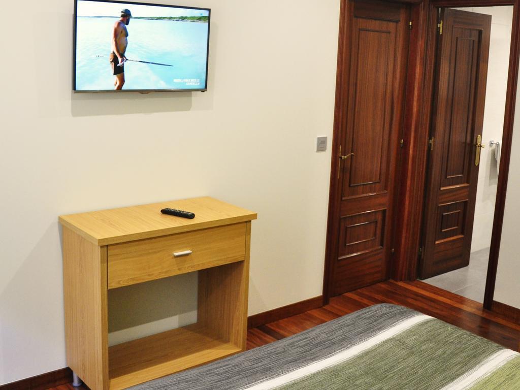 Hostal Paz กอนโดมาร์ ภายนอก รูปภาพ